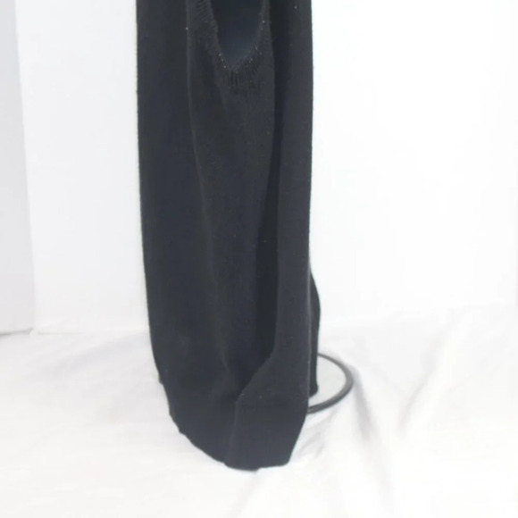 TRUST - Picture 8 of 9